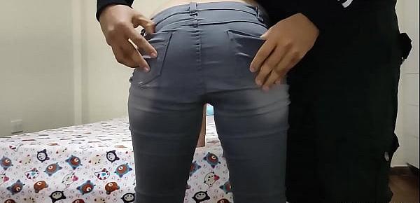 trendsI help my cousin to take off her pants because it is too tight - my hot cousin gets fucked after I help with her pants